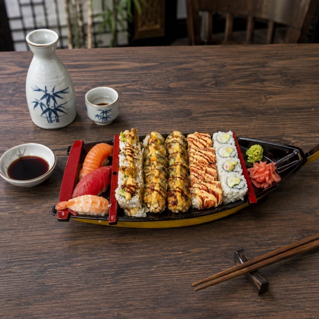 Sushi Boat.