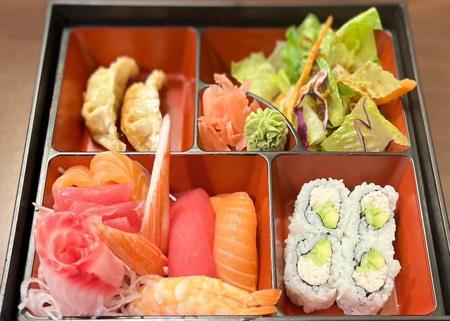 Combo Bento.