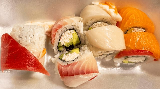 Rainbow Roll (8 pc).